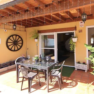 casa-vazquez.adeje-hotels.com/